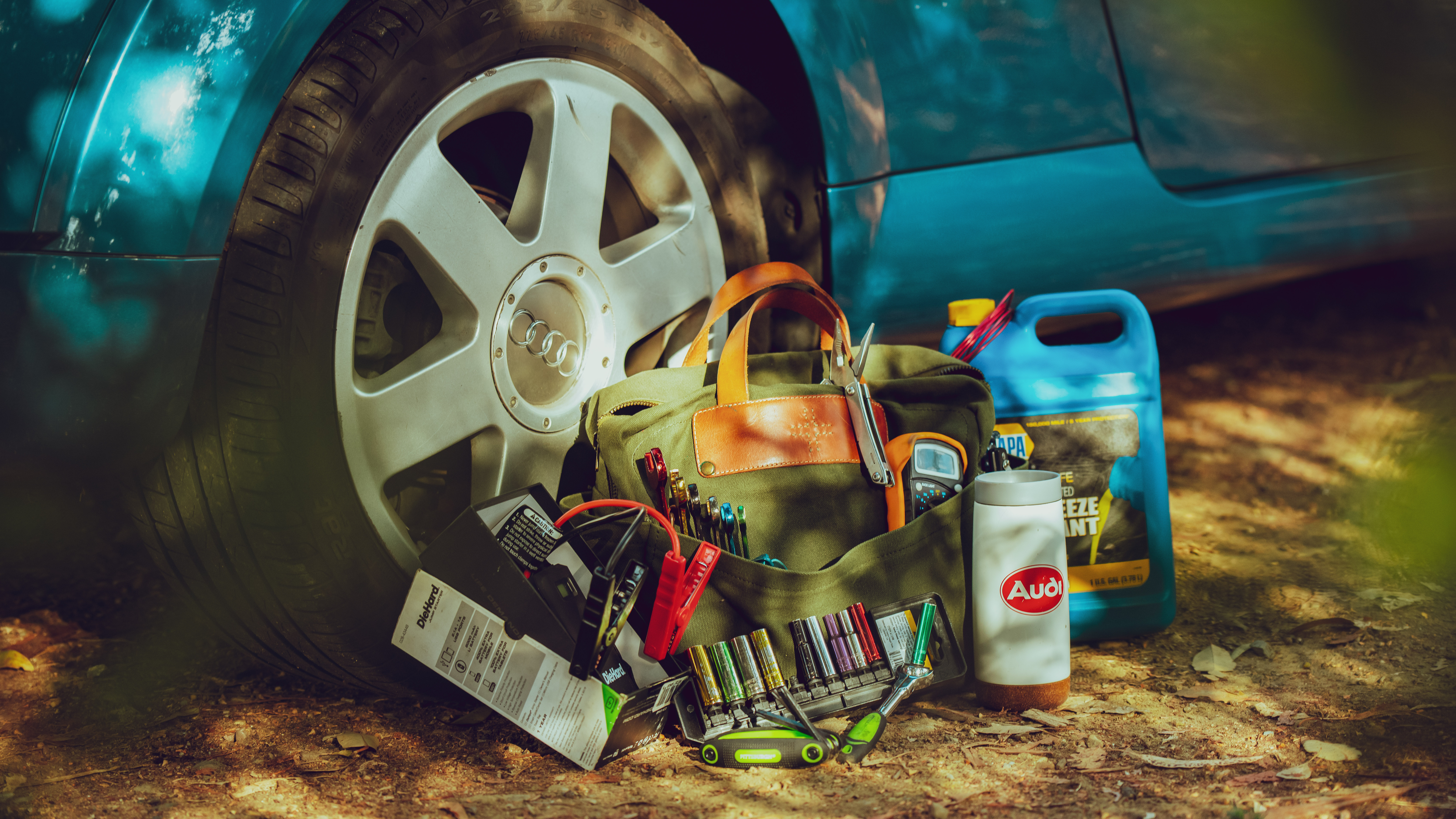 Always Be Prepared – 15 Agent Essential Items to Keep in Your Car